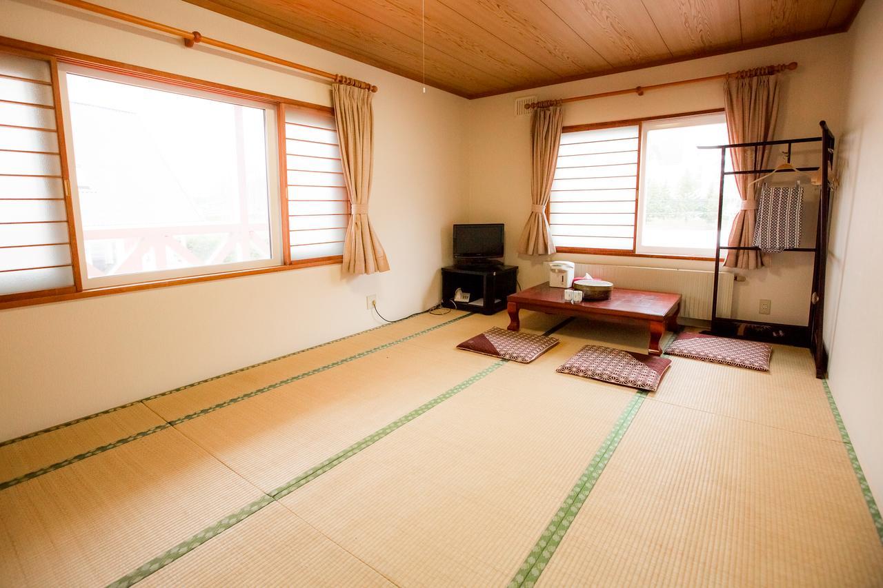 Rusutsu Lodges Pension Lilla Huset Niseko Exterior photo